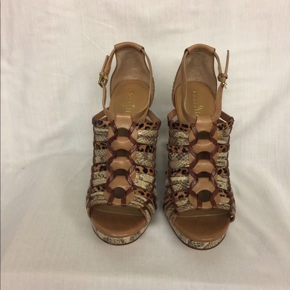 ❇ NWT ❇ Cole Haan Animal Print Tan and Neutral Wedge Sandals, Size 8.5 - Picture 4 of 4